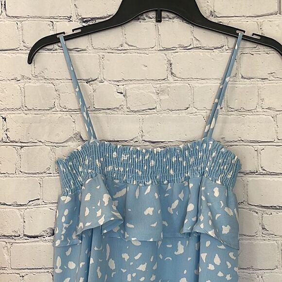 Gilli Ruffled Tank - Picture 2 of 6